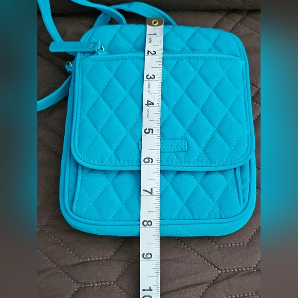 Vera Bradley Woman's Signature Quilted Cotton Mini Hipster Crossbody, NWOT - Picture 3 of 11